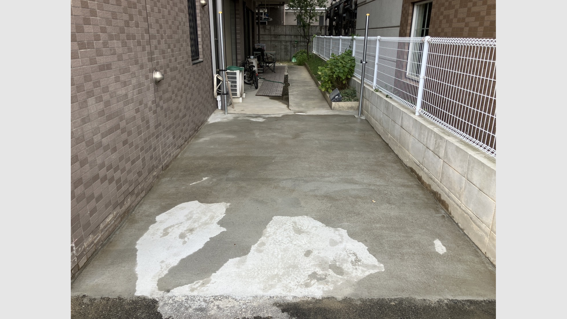 戸建てのコンクリート駐車場工事