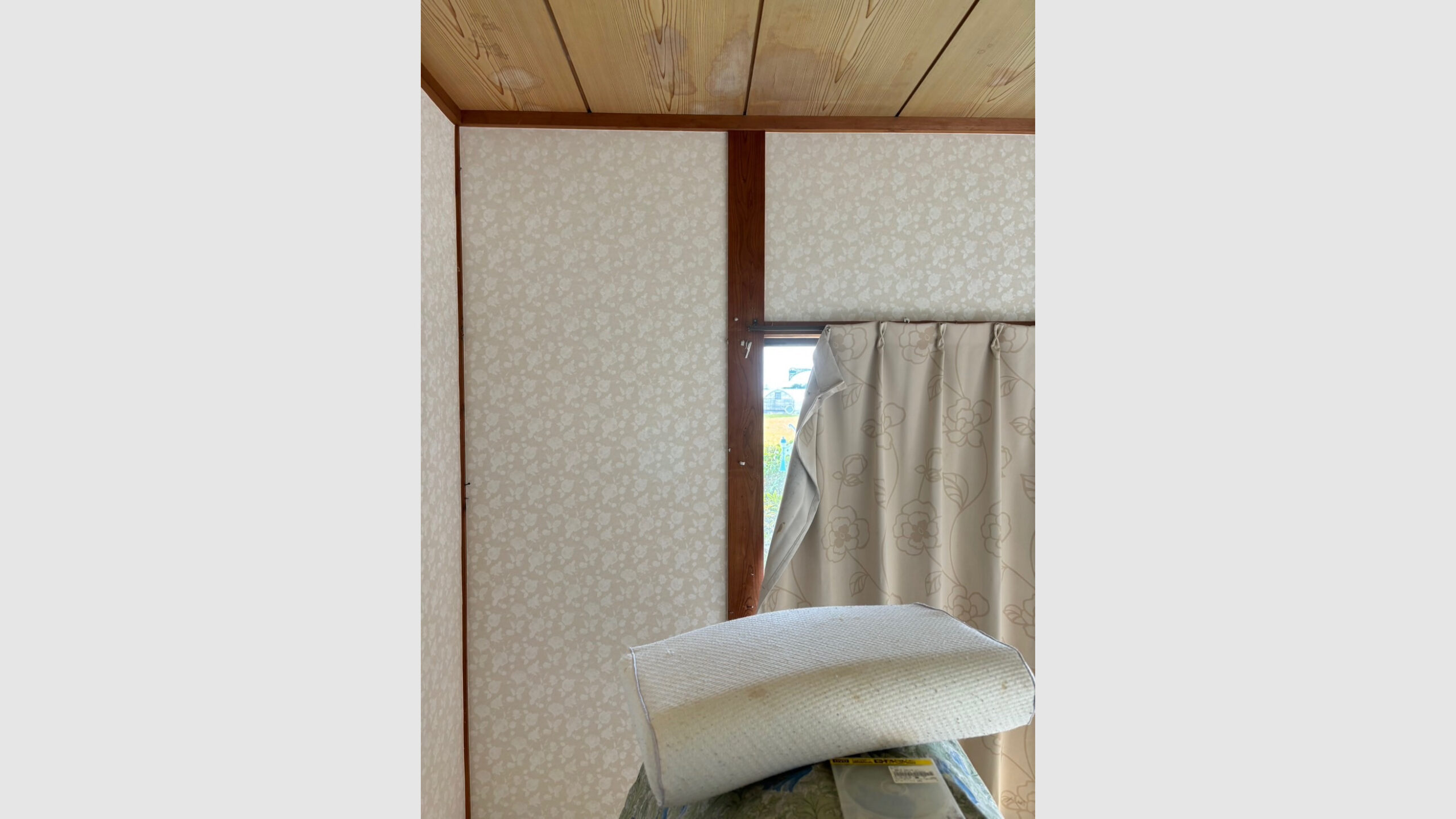 8畳和室の壁紙張り替え工事(障子も同素材で仕上げ)