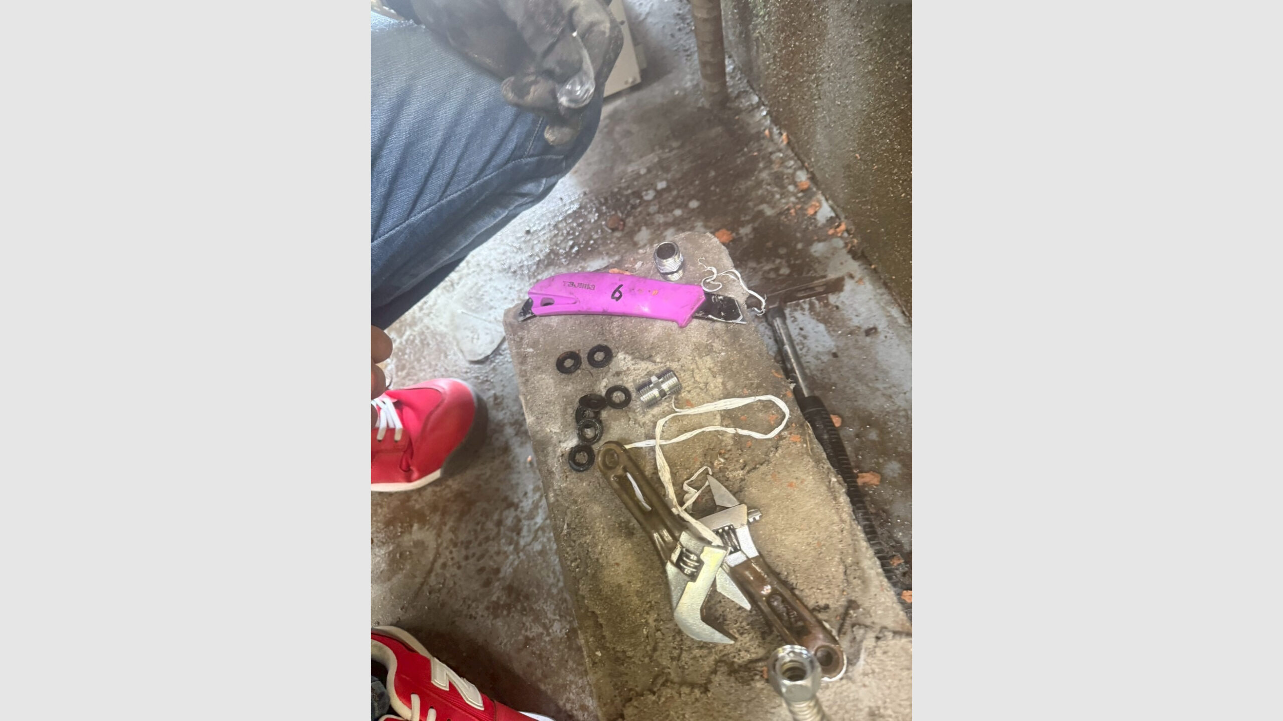 お風呂の漏水修理工事