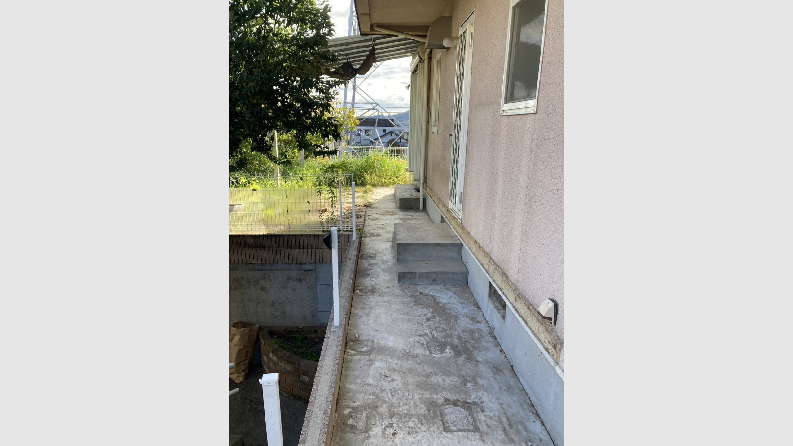 ウッドデッキおよび目隠しフェンスの解体工事