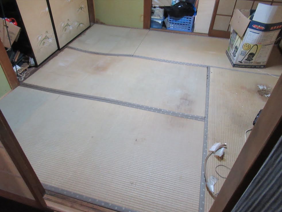 床下の補強と畳の張り替え工事