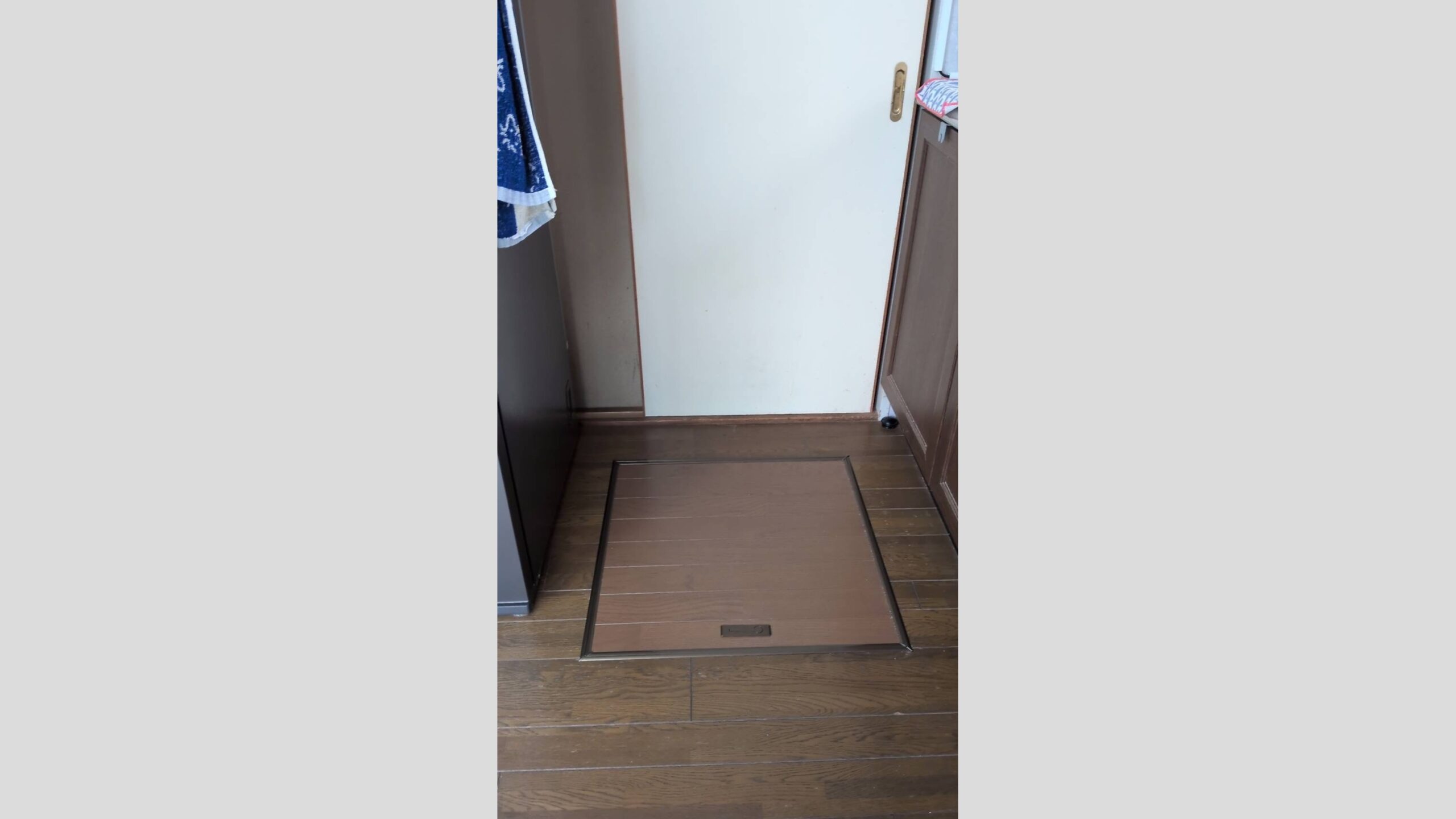 床下点検口の後付け工事