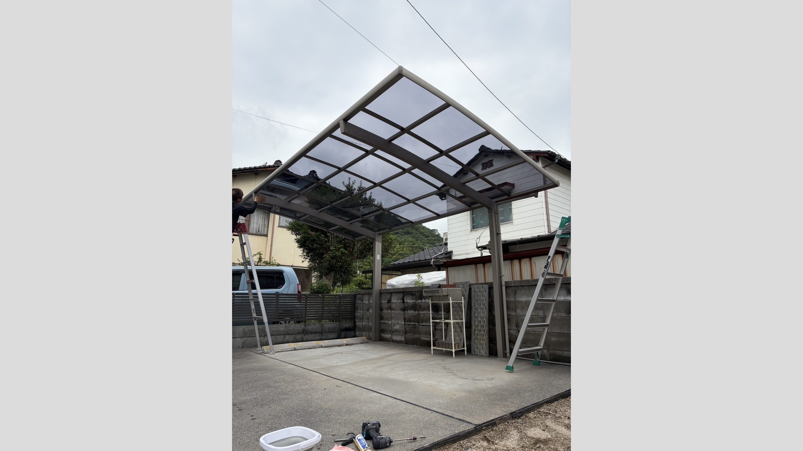カーポート屋根の全面張り替え+高さ変更工事