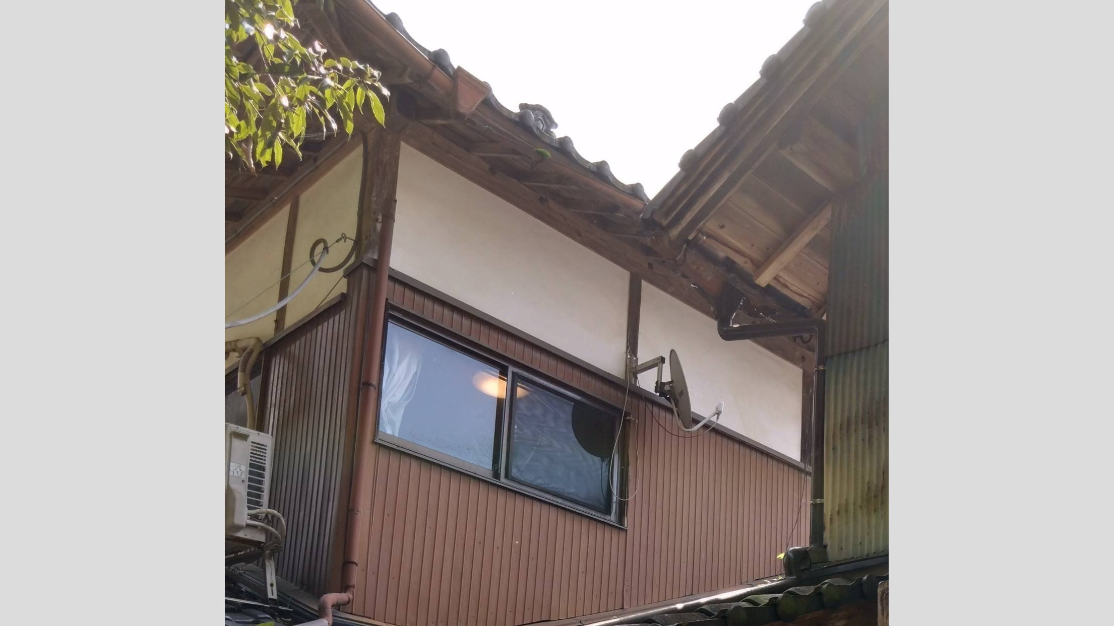 雨どいの部分修理工事